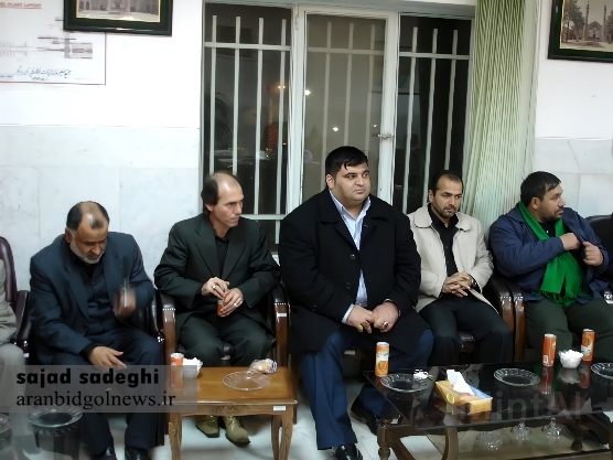 گزارش تصویری حضور حسین رضازاده قهرمان وزنه برداری جهان در آران وبیدگل / یاد ایام